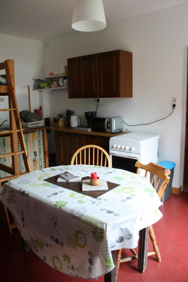 Petit Studio, Bien Equipe, A La Campagne Marcoux  Luaran gambar